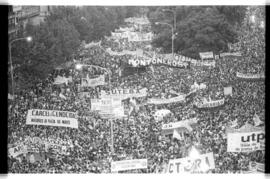 Fotografía de manifestación contra el levantamiento carapintada