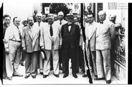 Fotografía de Lisandro De la Torre con dirigentes del Partido Demócrata Progresista