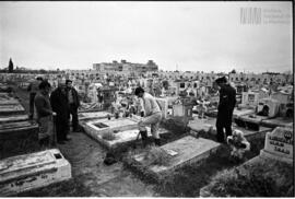 Fotografía de exhumación en el Cementerio de Ezpeleta