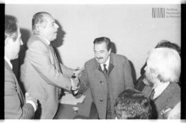 Fotografía de Alfredo Bravo y Raúl Alfonsín  - candidato a Presidente de la Nación -, en la  inau...