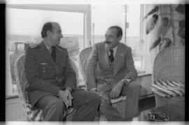 Fotografía de la asunción de Mario Benjamín Menéndez como Gobernador