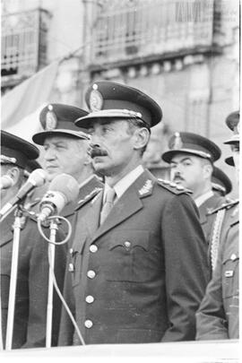 Fotografía del Presidente de facto Teniente General Jorge Rafael Videla y Leopoldo Fortunato Galt...