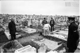 Fotografía de exhumación en el Cementerio de Ezpeleta