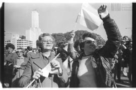 Fotografía de la llegada de prisioneros de las Islas Malvinas