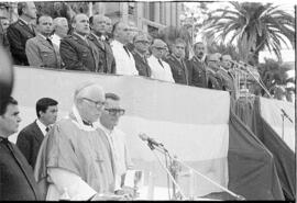 Fotografía de autoridades eclesiales en acto conmemorativo del 164 aniversario de la Batalla de T...