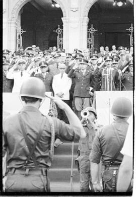 Fotografía de militares en acto conmemorativo del 164 aniversario de la Batalla de Tucumán