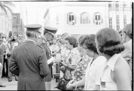 Fotografía de entrega de "Medallas de Campaña" en acto conmemorativo del 164 aniversari...