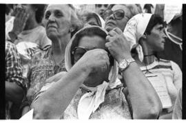 Fotografía de marcha de las Madres de Plaza de Mayo