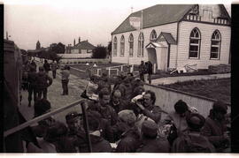 Fotografía del desembarco Argentino en el marco de la guerra de Malvinas