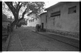 Fotografía de reconocimiento del Centro Clandestino de Detención Escuela de Educación Física de l...