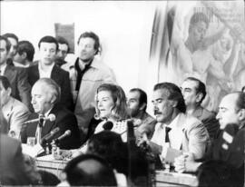 Fotografía de María Estela Martínez de Perón en la Confederación General del Trabajo