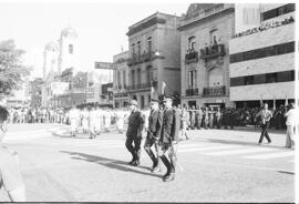 Fotografía del Presidente de facto Teniente General Jorge Rafael Videla, y el Comandante del III ...