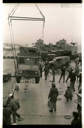 Fotografía del desembarco Argentino en el marco de la guerra de Malvinas