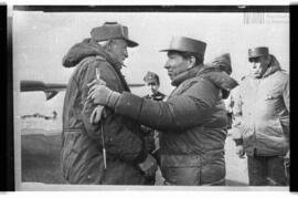 Fotografía de Mario Benjamín Menéndez y Leopoldo Fortunato Galtieri