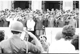 Fotografía de autoridades militares en acto conmemorativo del 164 aniversario de la Batalla de Tu...