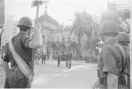 Fotografía de tropas militares en acto conmemorativo del 164 de la Batalla de Tucumán